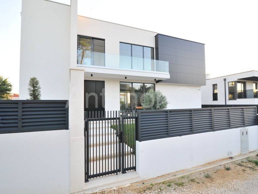 Luksuzna kuća, Prodaja, Privlaka, Privlaka