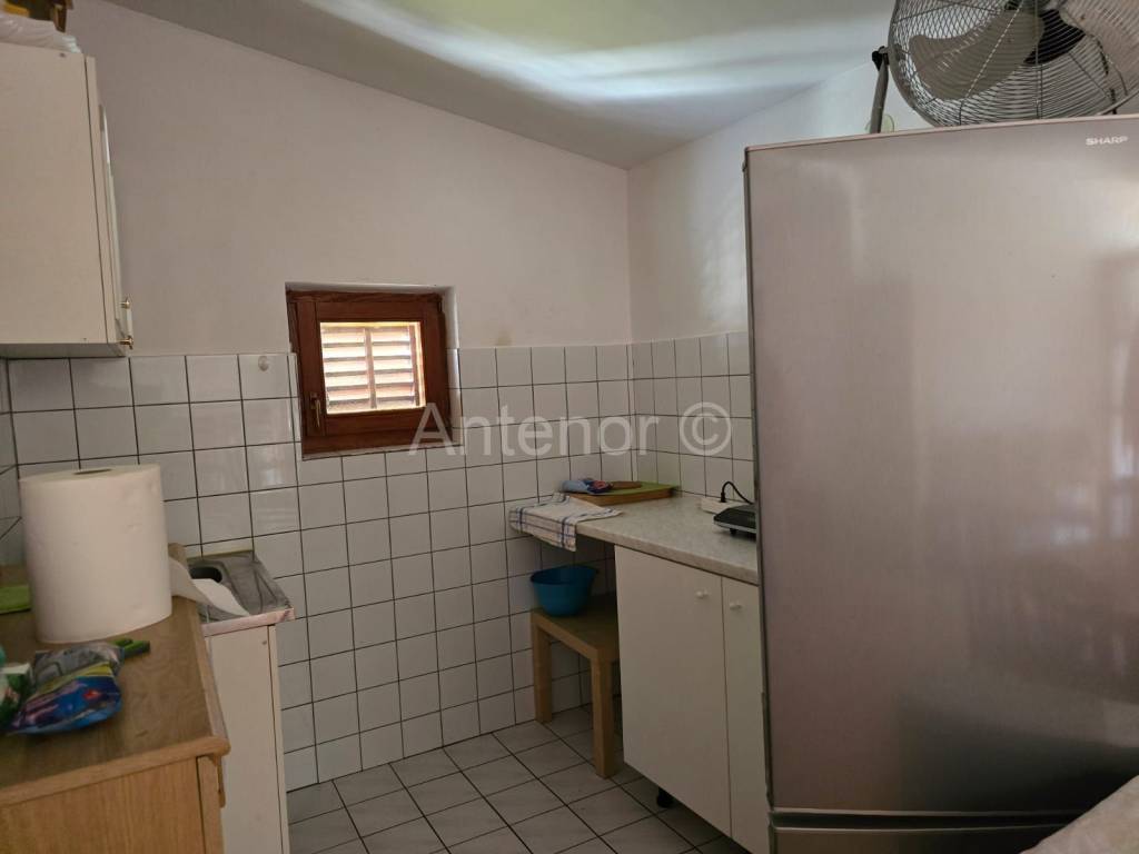 Dvojna kuća, Prodaja, Vrsi, Zukve