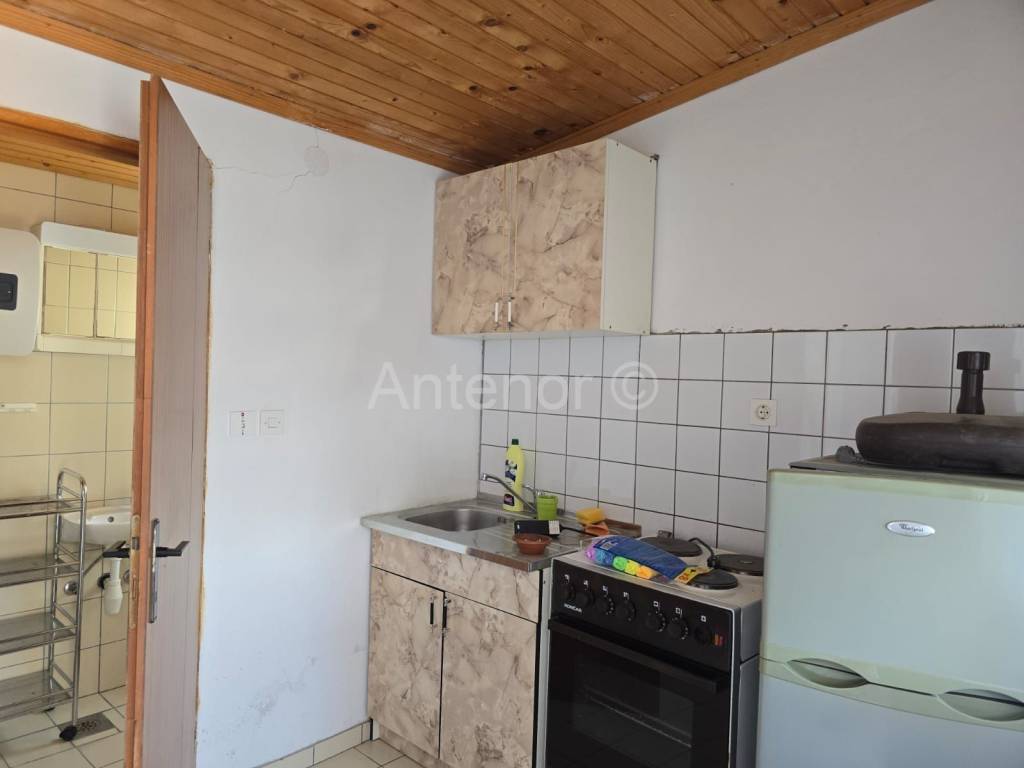 Dvojna kuća, Prodaja, Vrsi, Zukve