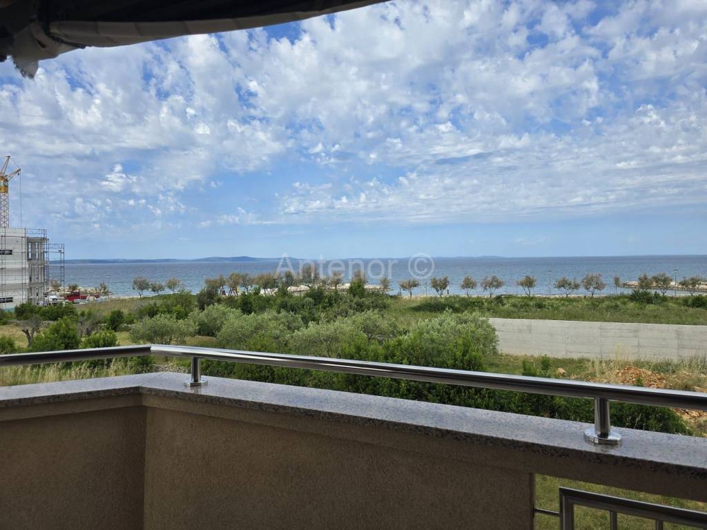 Apartman na moru, Prodaja, Nin, Zaton