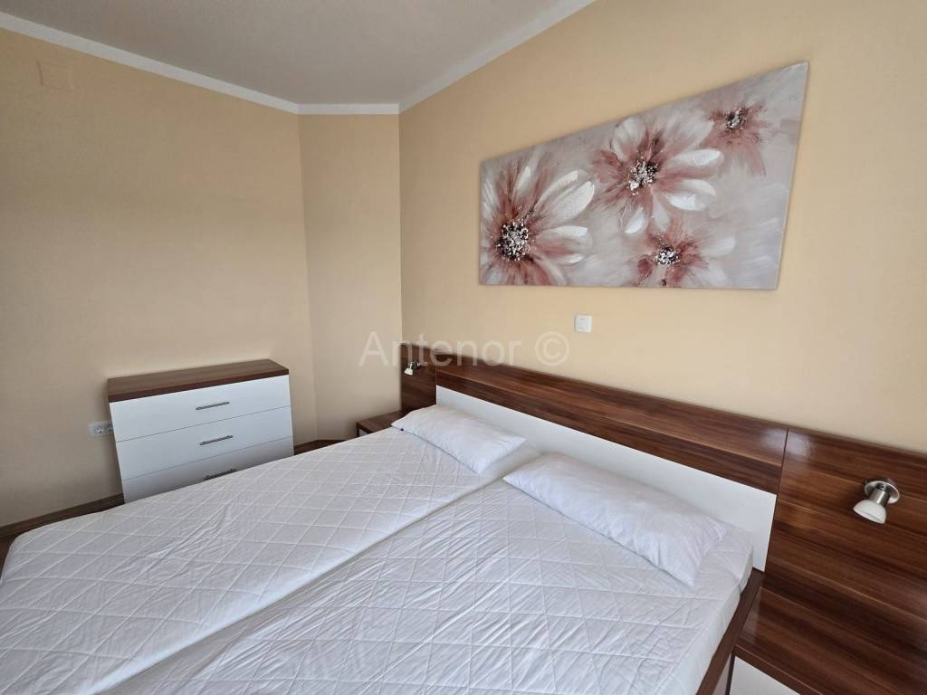 Apartman na moru, Prodaja, Nin, Zaton