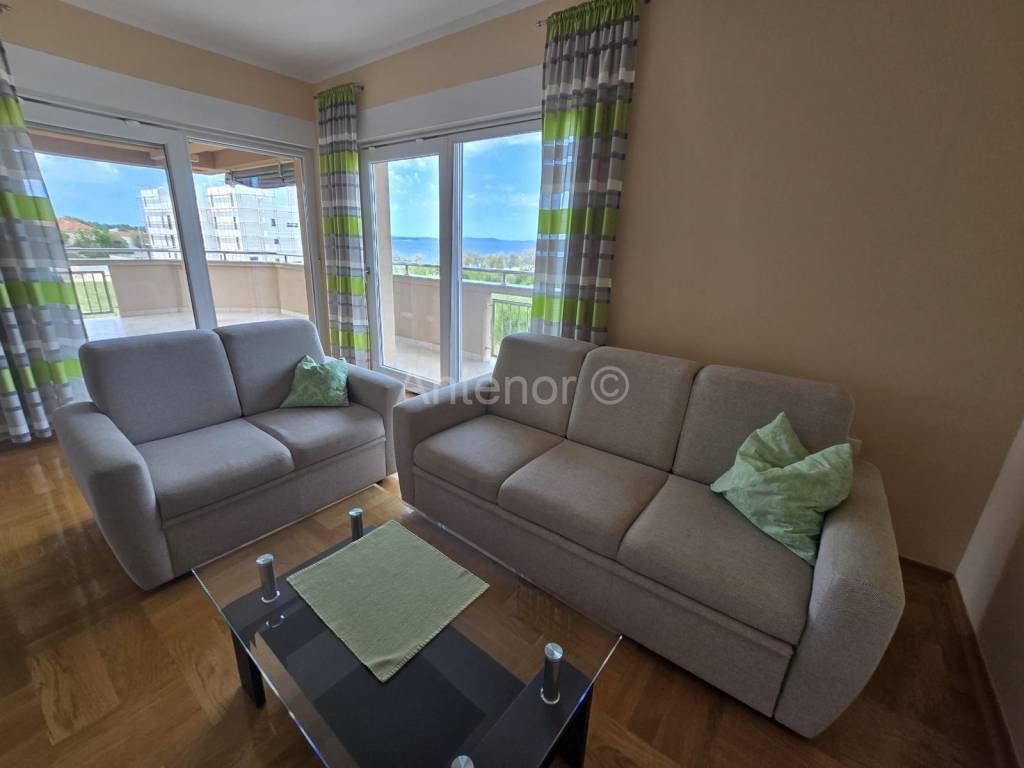 Apartman na moru, Prodaja, Nin, Zaton