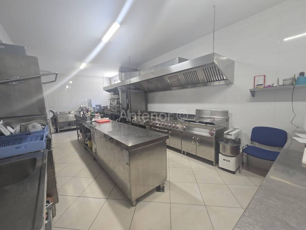 Hotel, Prodaja, Vrsi, Mulo