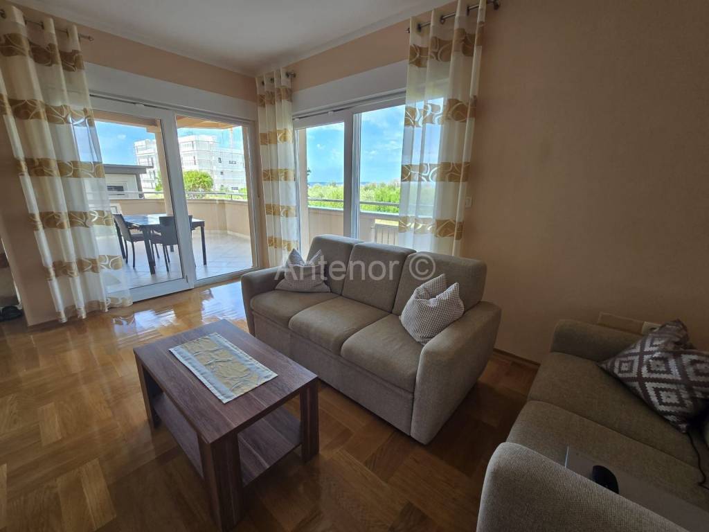 Apartman na moru, Prodaja, Nin, Zaton