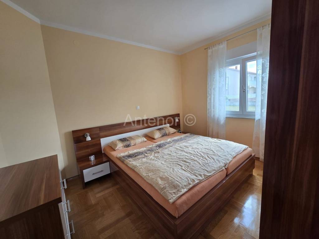 Apartman na moru, Prodaja, Nin, Zaton