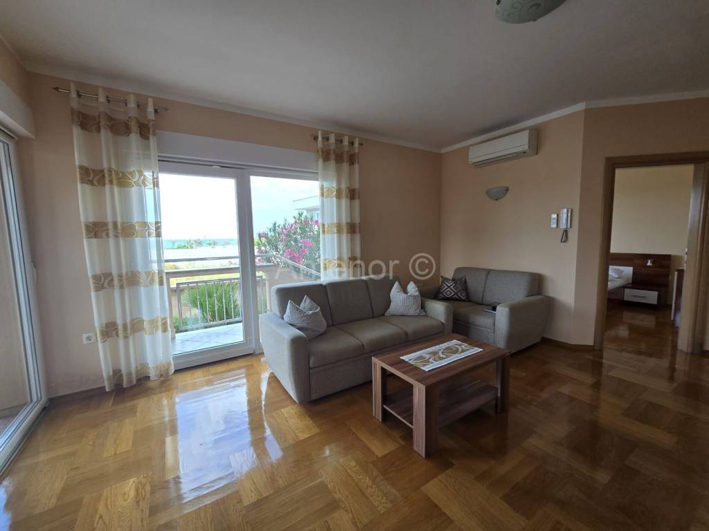 Apartman na moru, Prodaja, Nin, Zaton