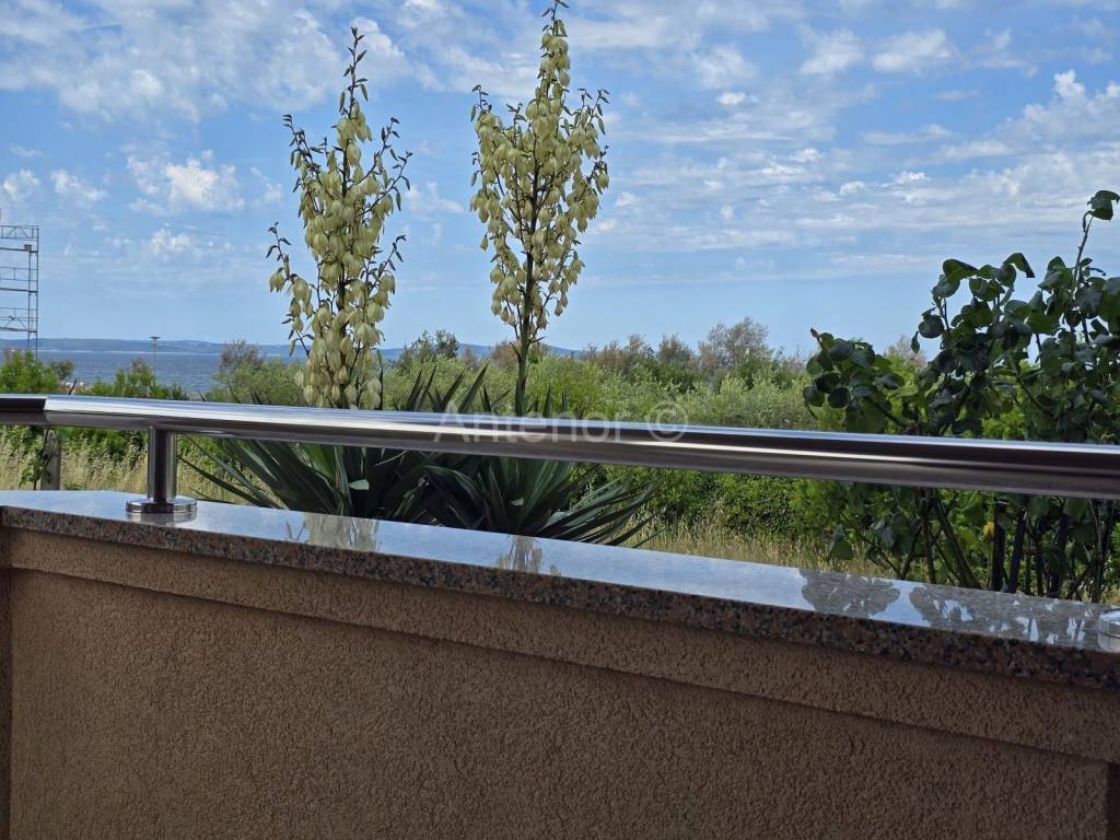 Apartman na moru, Prodaja, Nin, Zaton
