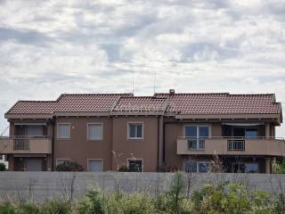 Apartman na moru, Prodaja, Nin, Zaton