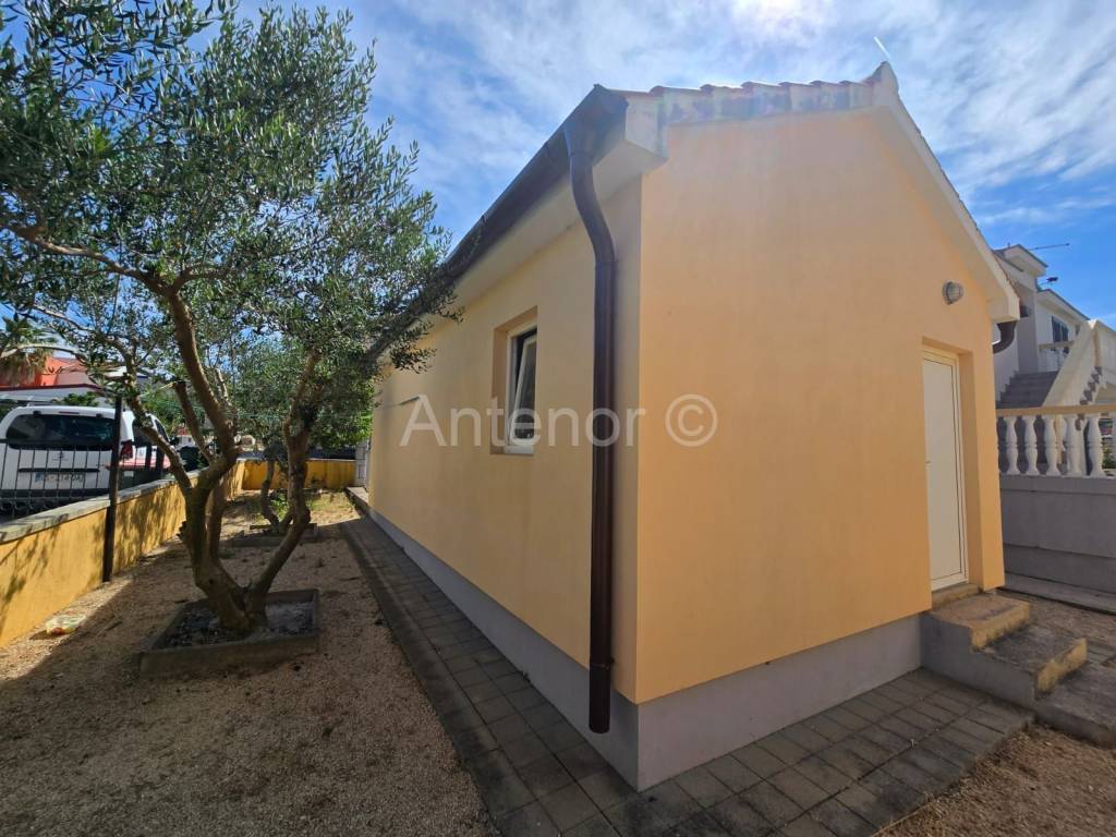 Samostojeća kuća, Prodaja, Vrsi, Mulo