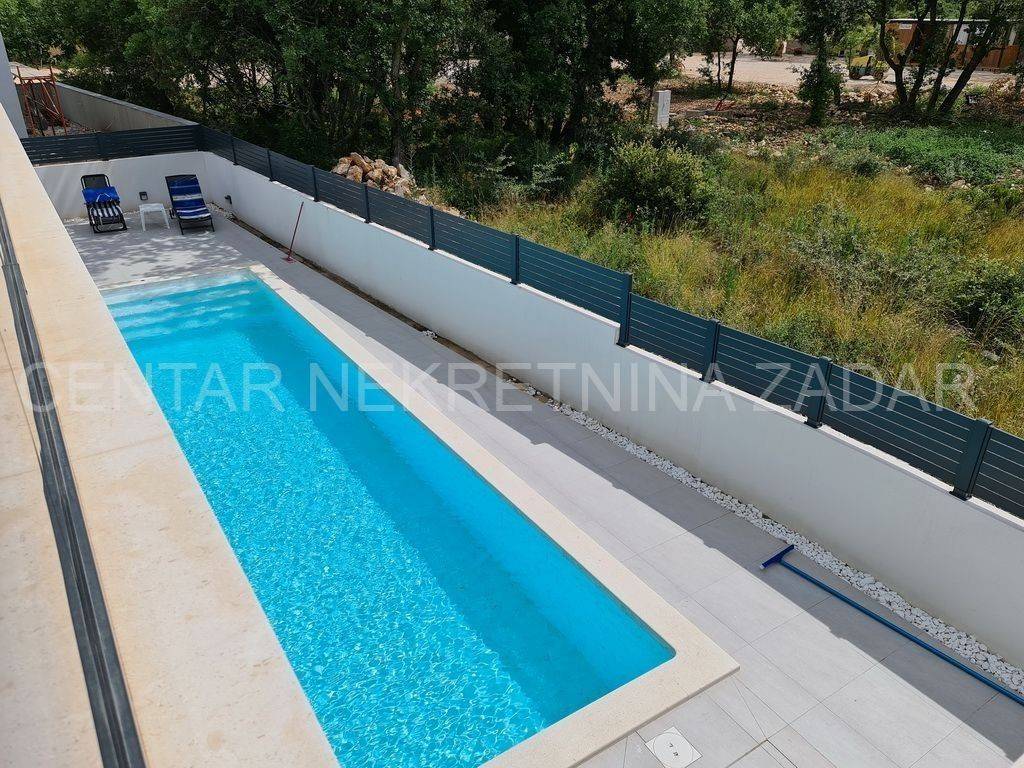 Vila, Prodaja, Nin, Zaton