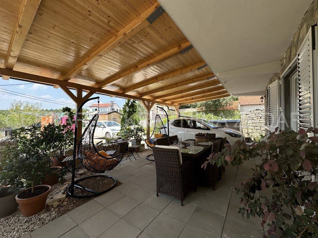 Kuća prizemnica, Prodaja, Novigrad, Pridraga