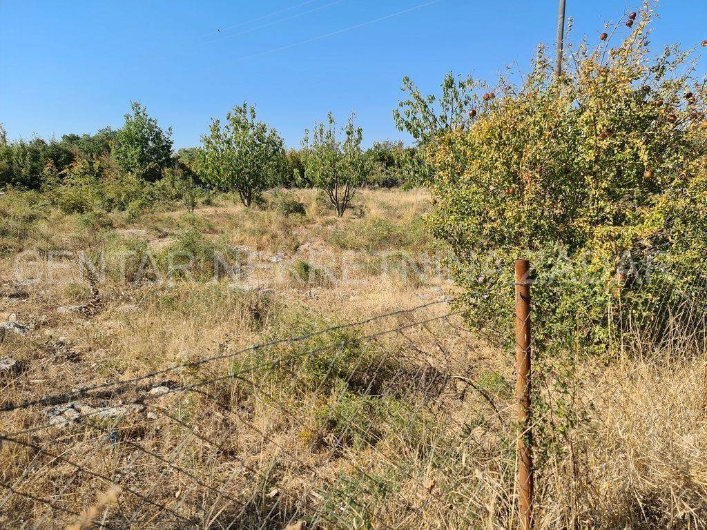 Građevinsko M1, Prodaja, Polača, Polača