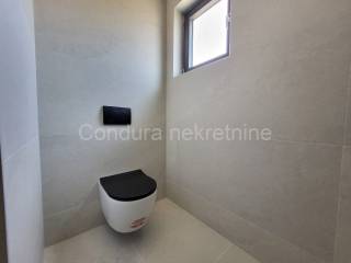 Apartman na moru, Prodaja, Privlaka, Privlaka