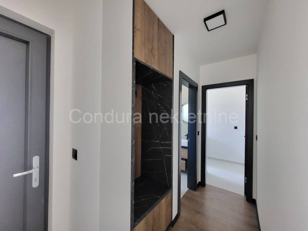 Apartman na moru, Prodaja, Privlaka, Privlaka