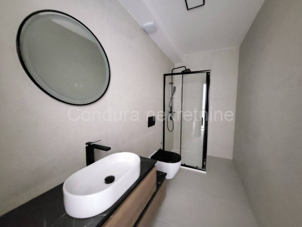 Apartman na moru, Prodaja, Privlaka, Privlaka