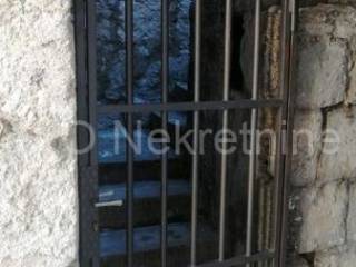 Kamena kuća, Prodaja, Kaštela, Kaštel Lukšić
