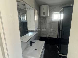 Stan u kući, Prodaja, Crikvenica, Crikvenica