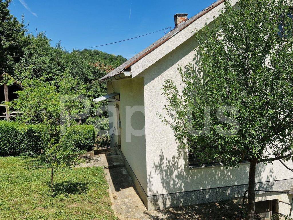 Samostojeca kuca, Prodaja, Krapina, Centar