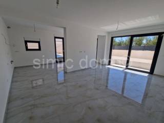 Apartman na moru, Prodaja, Okrug, Okrug Gornji