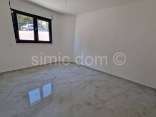 Apartman na moru, Prodaja, Okrug, Okrug Gornji