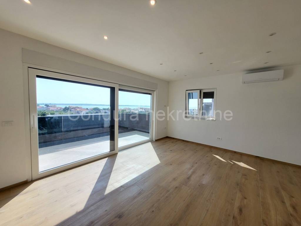 Apartman na moru, Prodaja, Vrsi, Vrsi