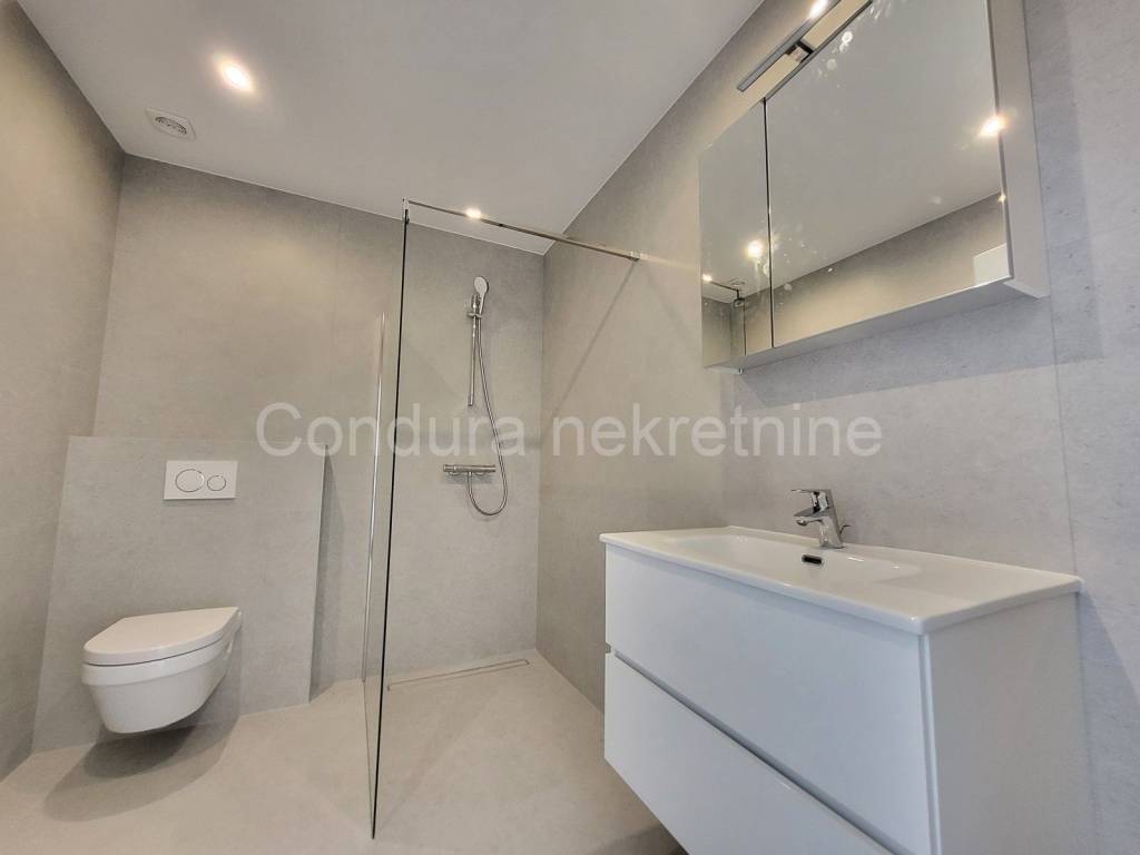 Apartman na moru, Prodaja, Vrsi, Vrsi
