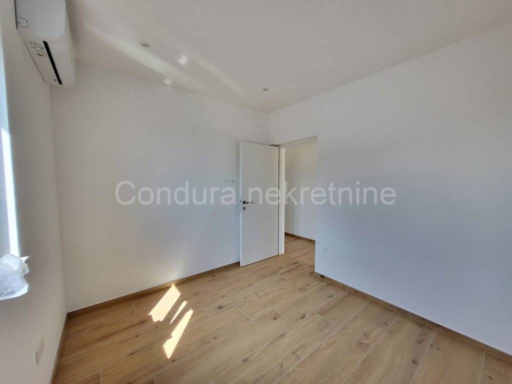 Apartman na moru, Prodaja, Vrsi, Vrsi