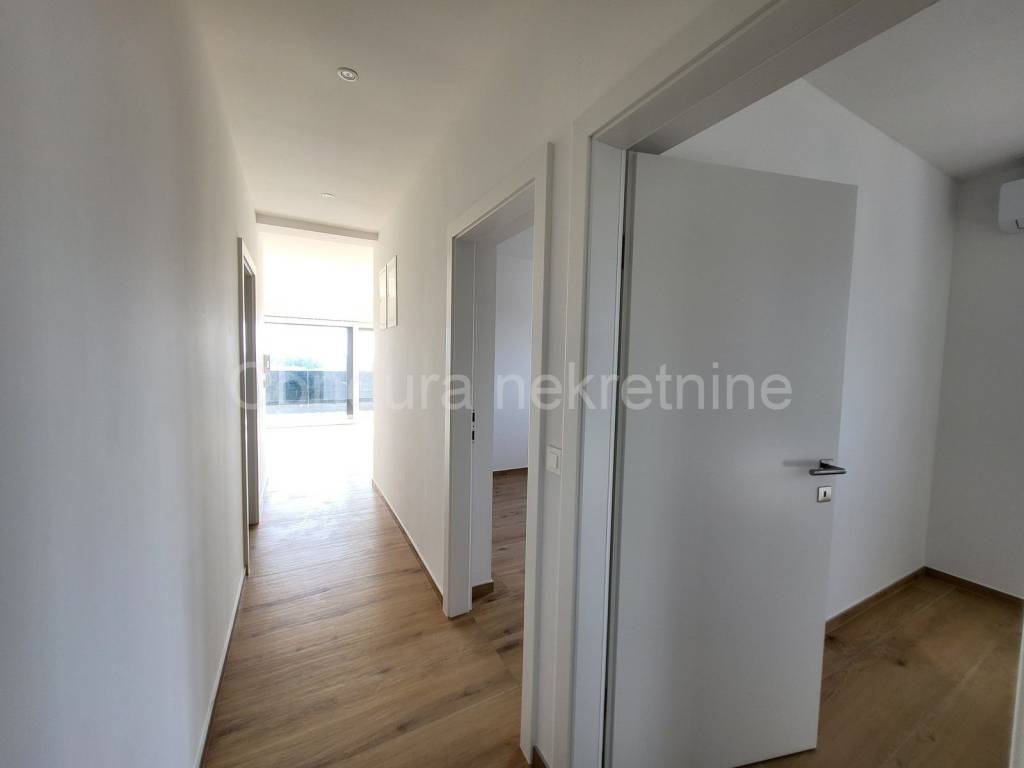 Apartman na moru, Prodaja, Vrsi, Vrsi