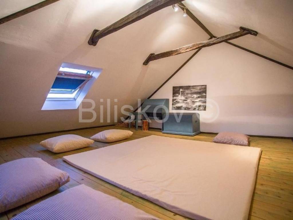 Dvojna kuća, Prodaja, Milna, Bobovišća