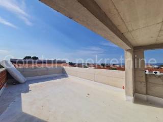 Apartman na moru, Prodaja, Vir, Vir