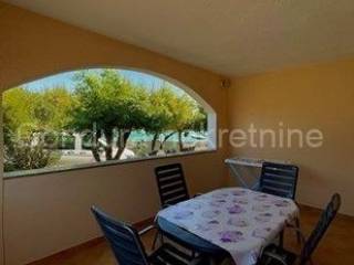 Apartman na moru, Prodaja, Vir, Vir