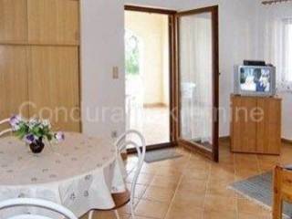 Apartman na moru, Prodaja, Vir, Vir