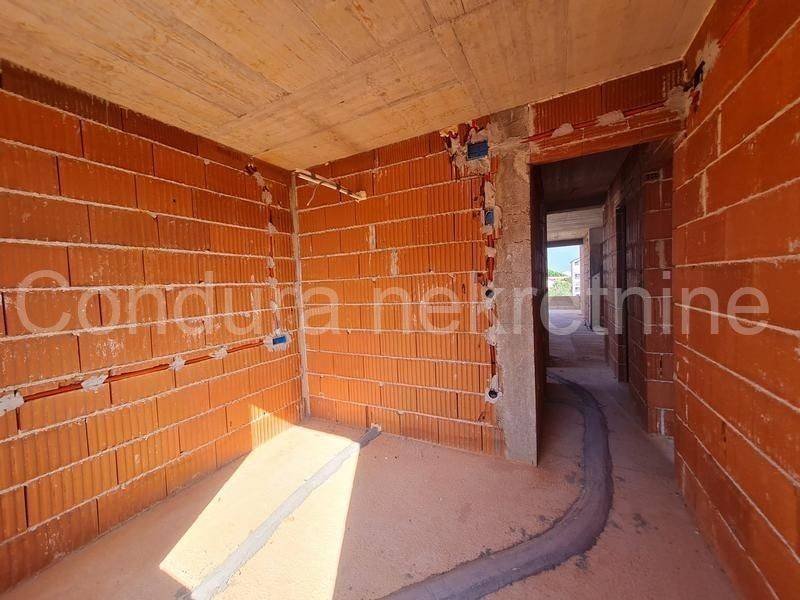 Apartman na moru, Prodaja, Vir, Vir
