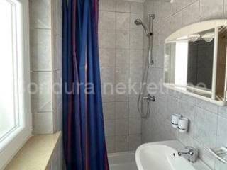 Apartman na moru, Prodaja, Vir, Vir
