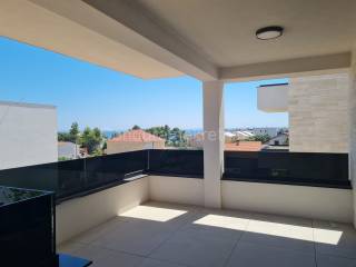 Apartman na moru, Prodaja, Vir, Vir