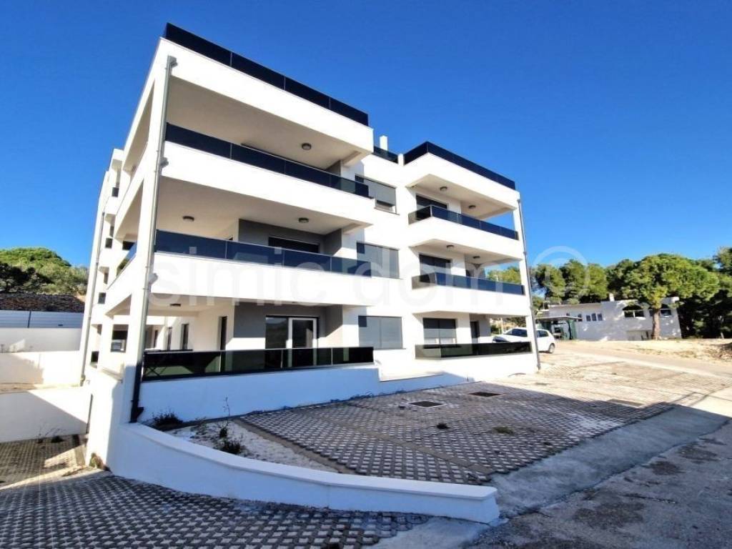 Apartman na moru, Prodaja, Okrug, Okrug Gornji
