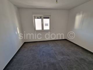 Apartman na moru, Prodaja, Okrug, Okrug Gornji