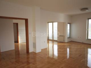 Ured, Najam, Zagreb, Stenjevec