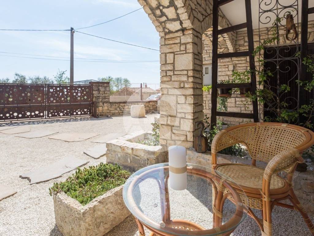 Stone house, Sale, Kaštelir-Labinci, Kaštelir