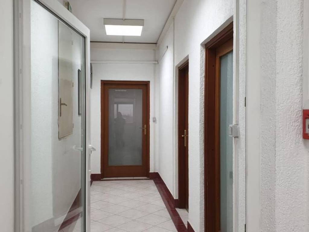 Uredi za najam Mala Gorica, Sveta Nedelja