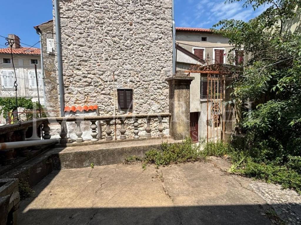 Kamena kuća, Prodaja, Omišalj, Omišalj