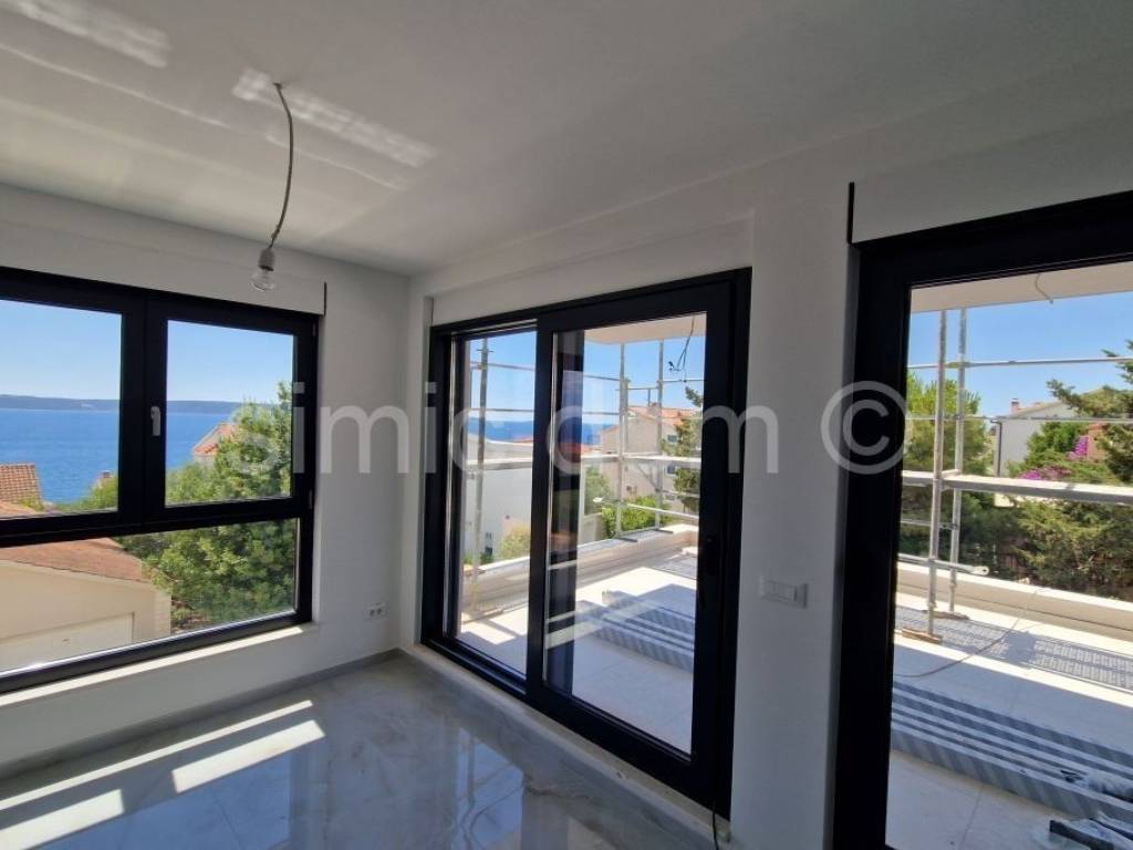 Apartman na moru, Prodaja, Okrug, Okrug Gornji