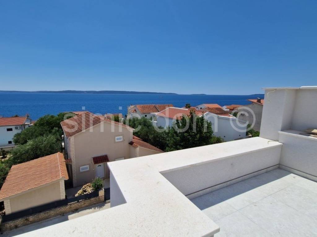 Apartman na moru, Prodaja, Okrug, Okrug Gornji