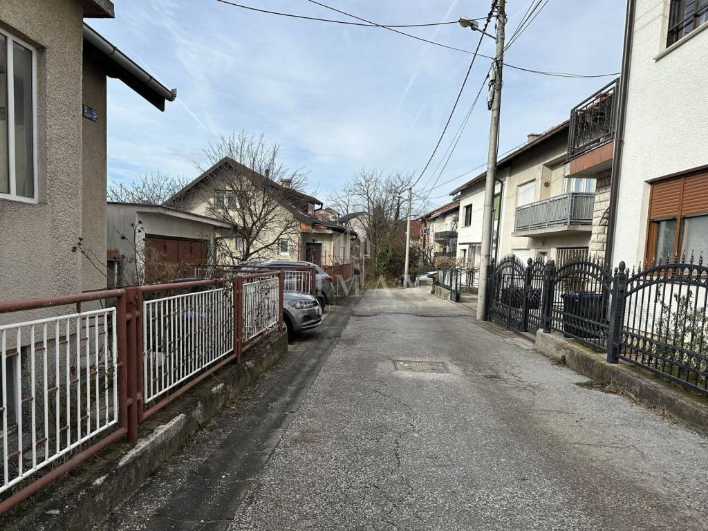 Dvojna kuća, Prodaja, Zagreb, Črnomerec