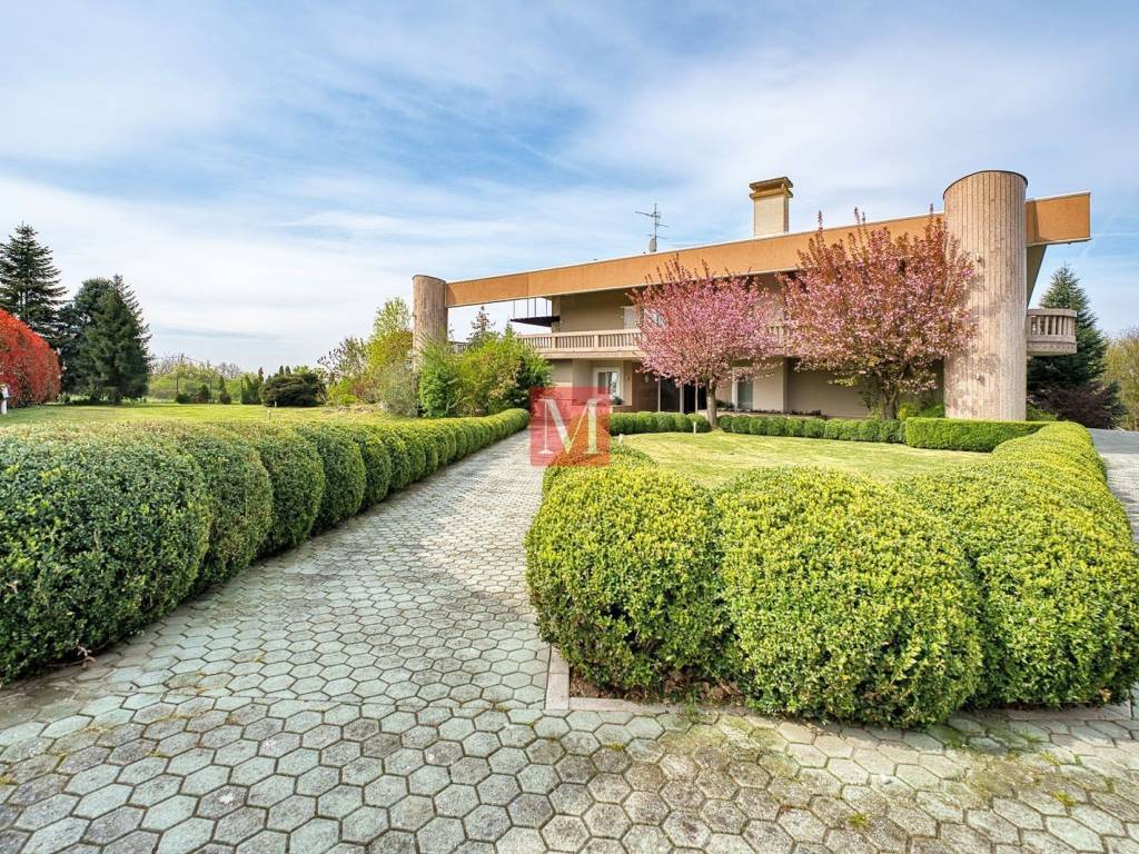 Vila, Prodaja, Zagreb, Sesvete