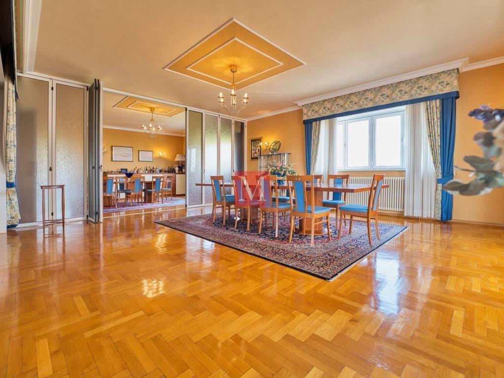 Vila, Prodaja, Zagreb, Sesvete