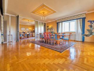 Vila, Prodaja, Zagreb, Sesvete