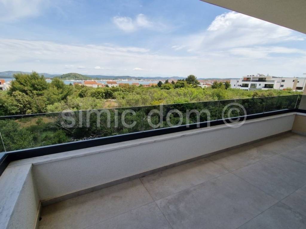 Apartman na moru, Prodaja, Murter, Murter