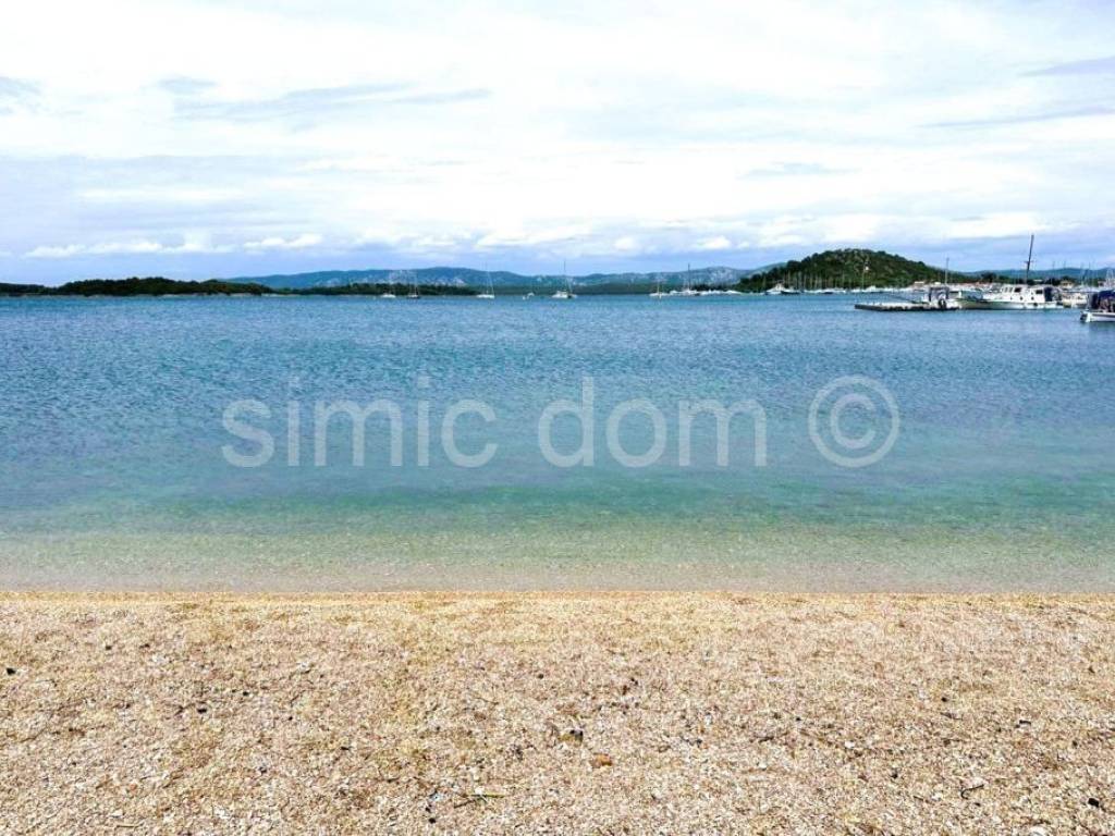 Apartman na moru, Prodaja, Murter, Murter