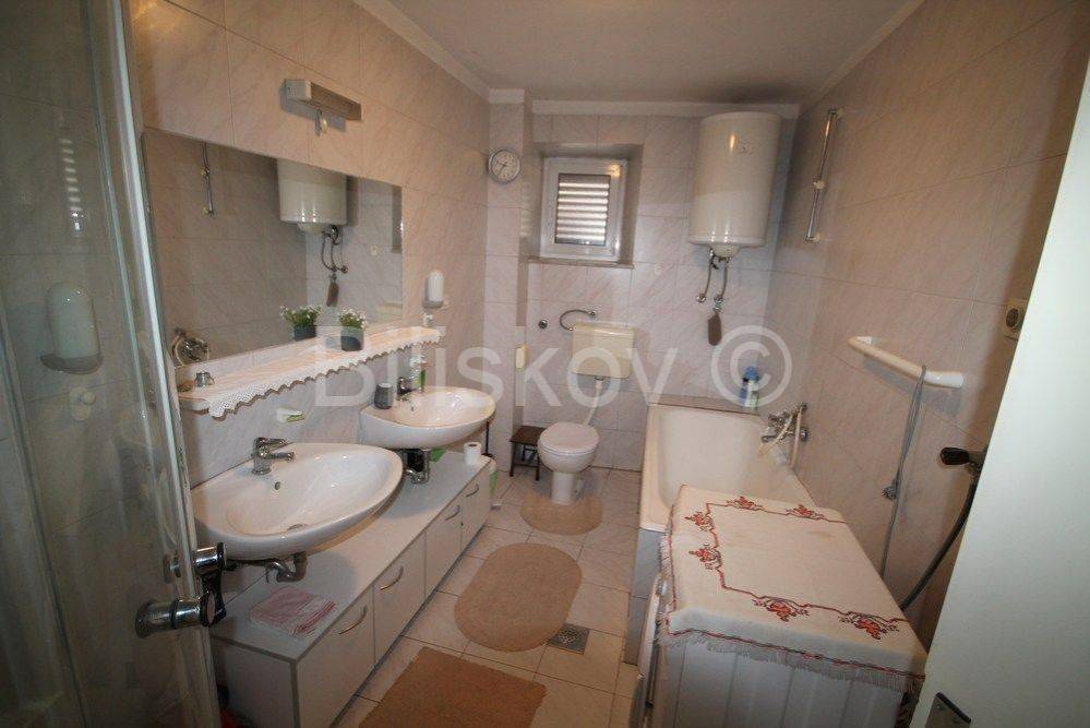 Kuća u nizu, Prodaja, Kaštela, Kaštel Sućurac